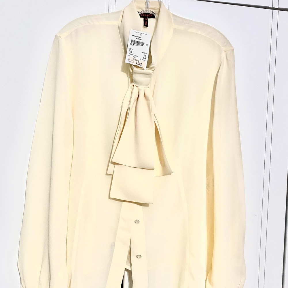 Escada Designer Blouse NEW WITH TAGS Cream Bow ORIGINAL $375